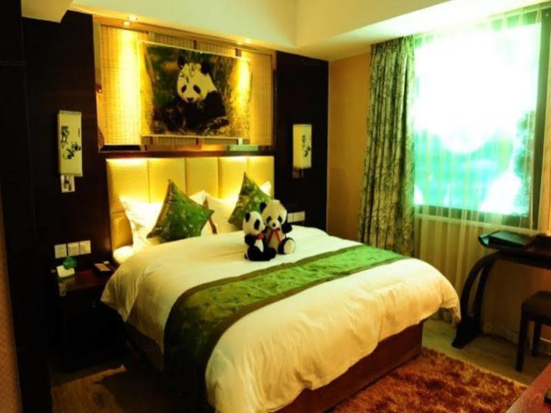 Chengdu Panda Prince Culture Hotel Екстер'єр фото