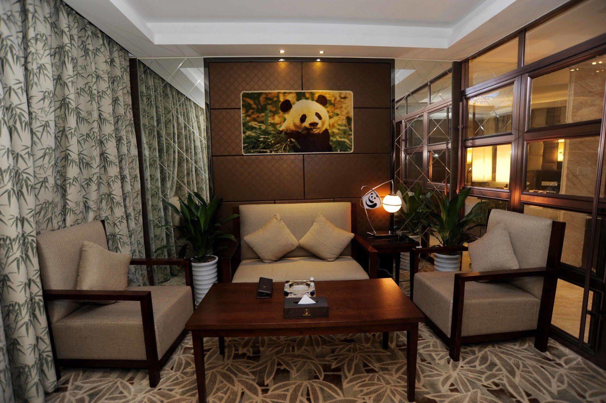Chengdu Panda Prince Culture Hotel Екстер'єр фото