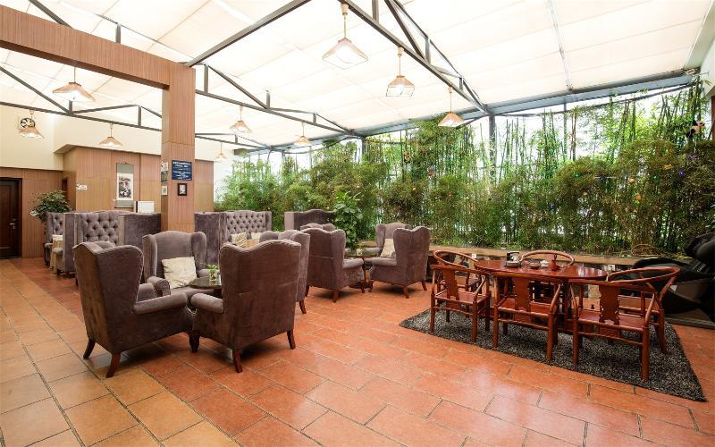 Chengdu Panda Prince Culture Hotel Екстер'єр фото