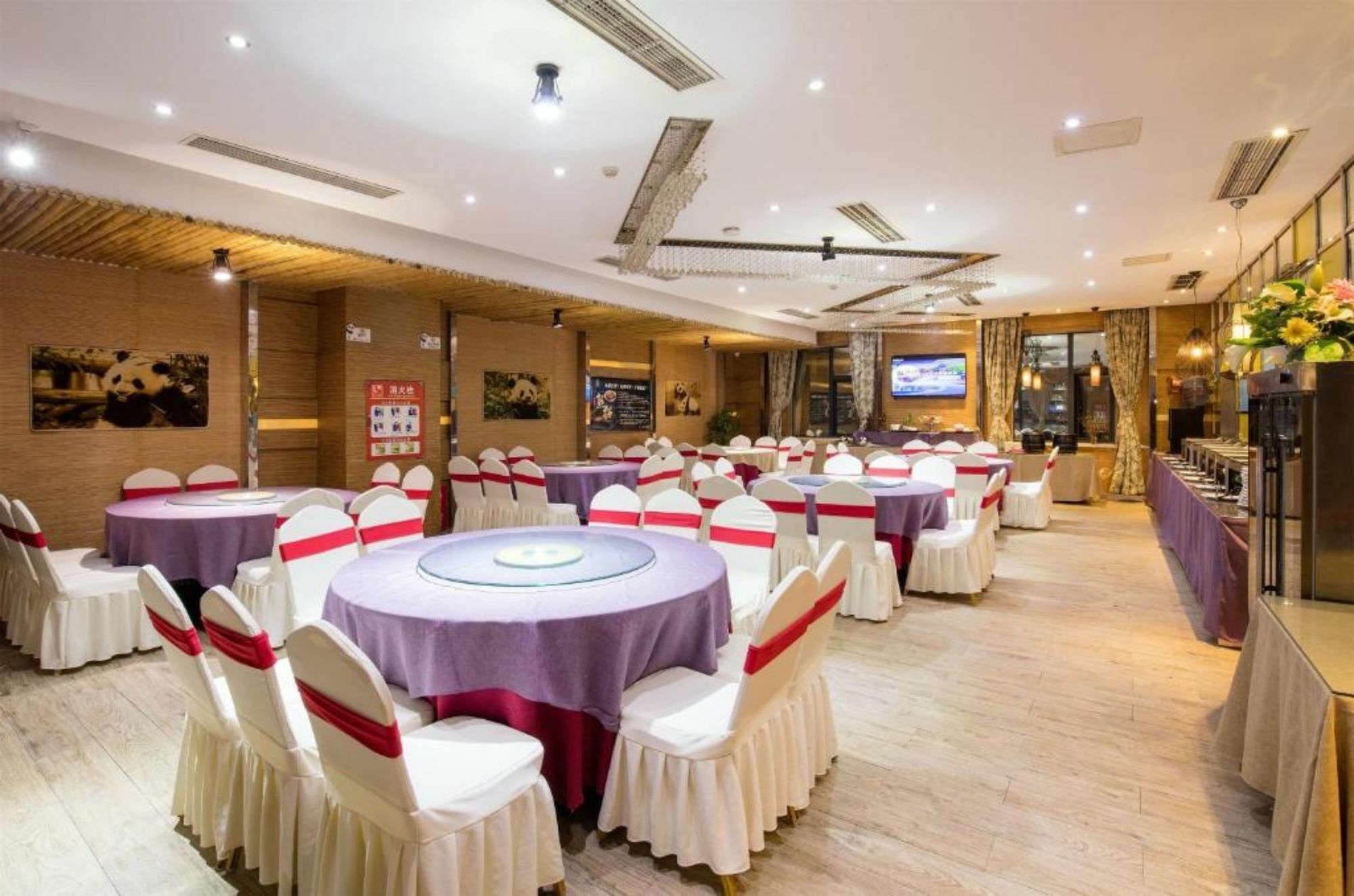 Chengdu Panda Prince Culture Hotel Екстер'єр фото